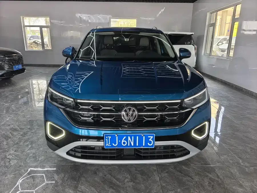 Volkswagen Tayron Tanyue 2023 280TSI 2WD Luxury Plus Advanced Edition 2023 — фото 1, купить с доставкой в Москву
