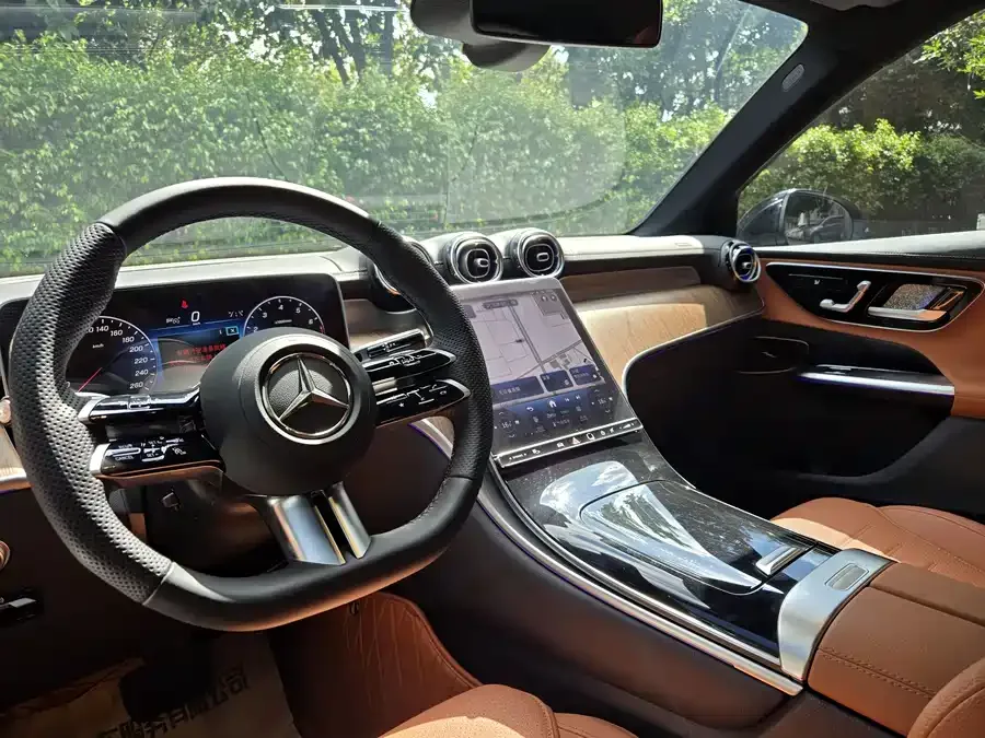 Mercedes-Benz GLC-Class Mercedes-Benz GLC 2024 GLC 300 L 4MATIC dynamic 5-seater 2024 — миниатюра 3