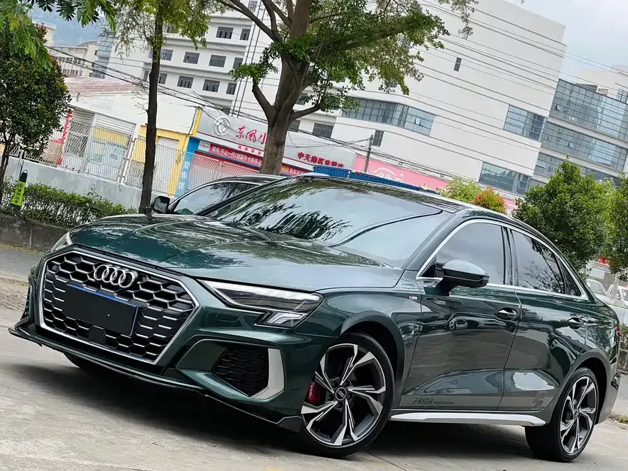 Audi A3 2022 A3L Limousine 35 TFSI Luxury Sports 2023 — фото 1, купить с доставкой в Москву
