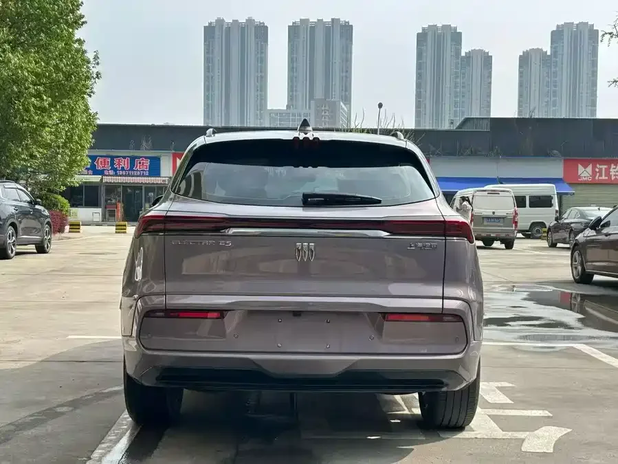 Buick E5 2023 Long Range Edition 2023 — миниатюра 5