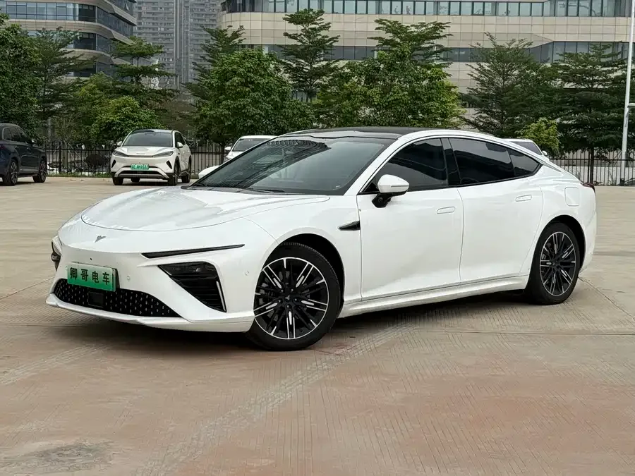 NETA Nezha S Nezha S 2022 Extended Range 1160km Rear-wheel Drive Medium Edition 2023 — фото 1, купить с доставкой в Москву