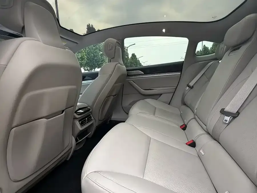 NETA Nezha S Nezha S 2022 Extended Range 1160km Rear-wheel Drive Medium Edition 2023 — миниатюра 2