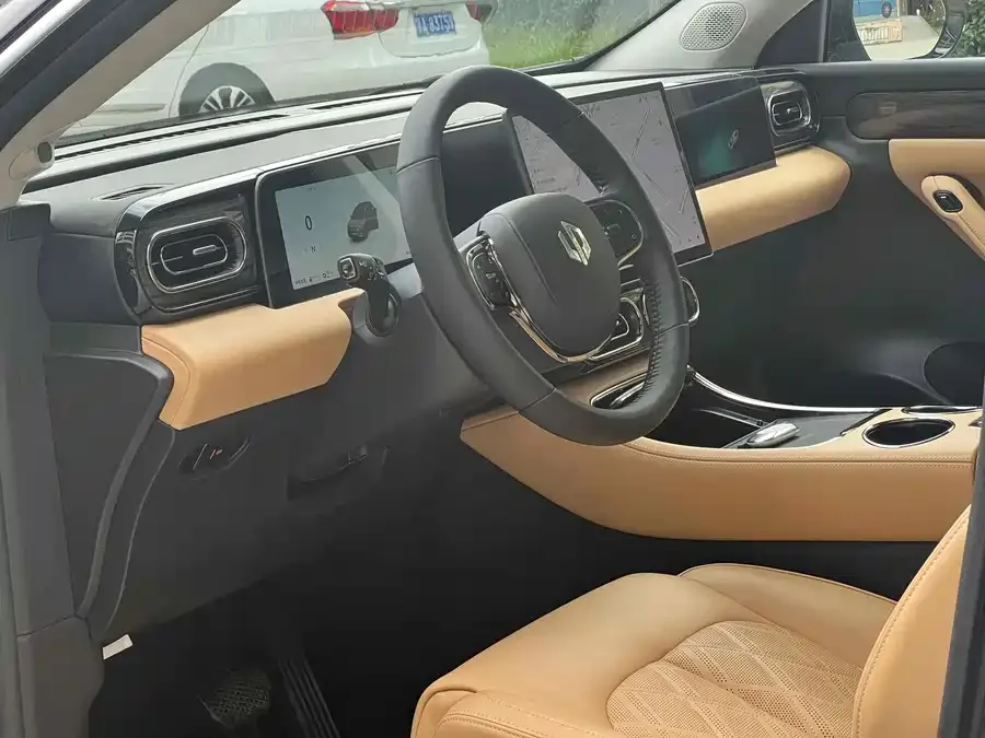 Leapmotor C11 Leapmotor C11 2024 Extended Range 300 Premium Edition 2024 — миниатюра 4