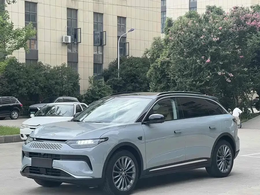 Leapmotor C11 Leapmotor C11 2024 Extended Range 300 Premium Edition 2024 — фото 1, купить с доставкой в Москву