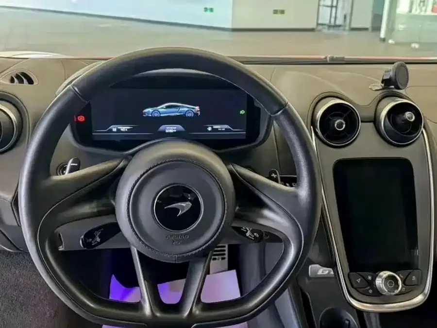 McLaren GT 2022 4.0T standard model 2022 — миниатюра 3