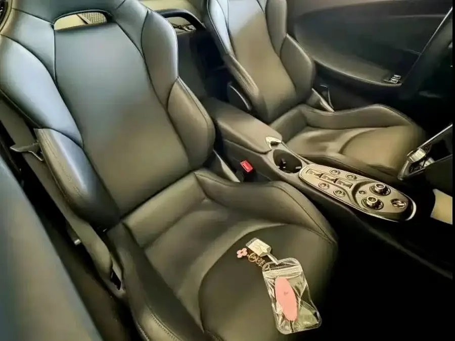 McLaren GT 2022 4.0T standard model 2022 — миниатюра 4