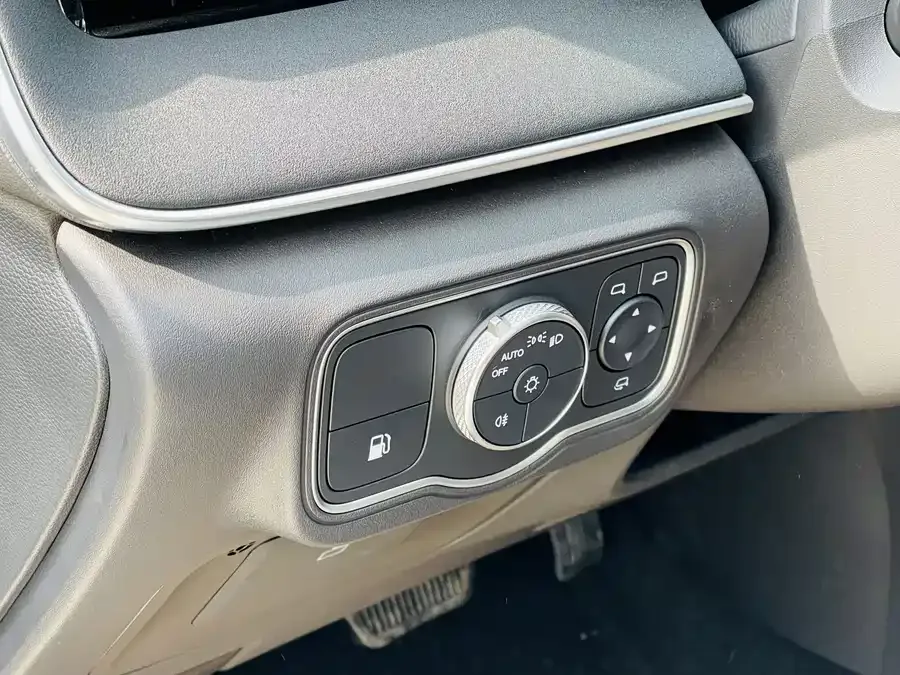Chery Fengyun A8L Fengyun A8L 2025 1.5TGDI 145km Luxury Edition 2026 — миниатюра 3