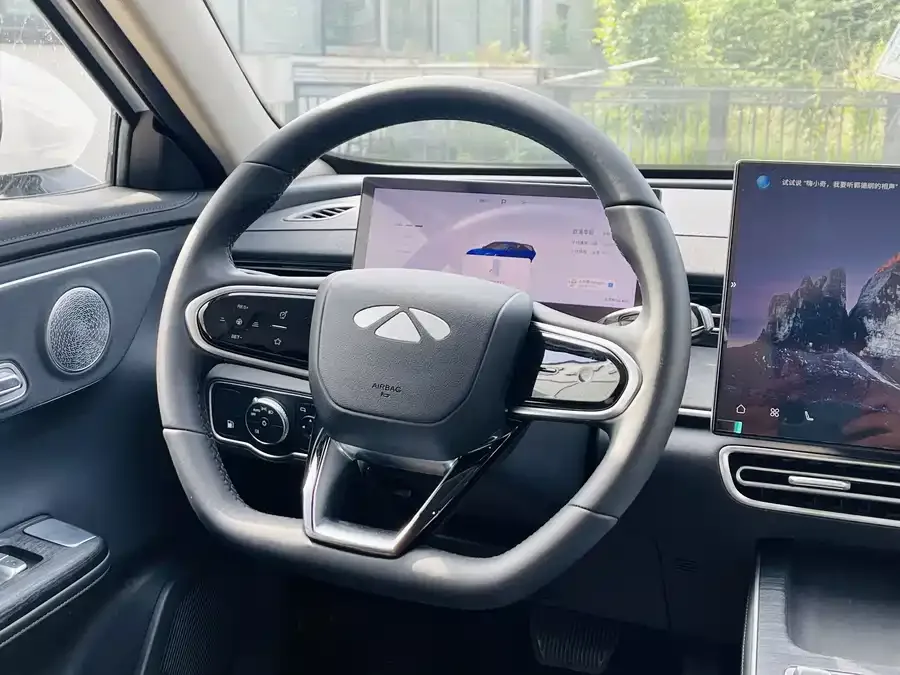 Chery Fengyun A8L Fengyun A8L 2025 1.5TGDI 145km Luxury Edition 2026 — миниатюра 4
