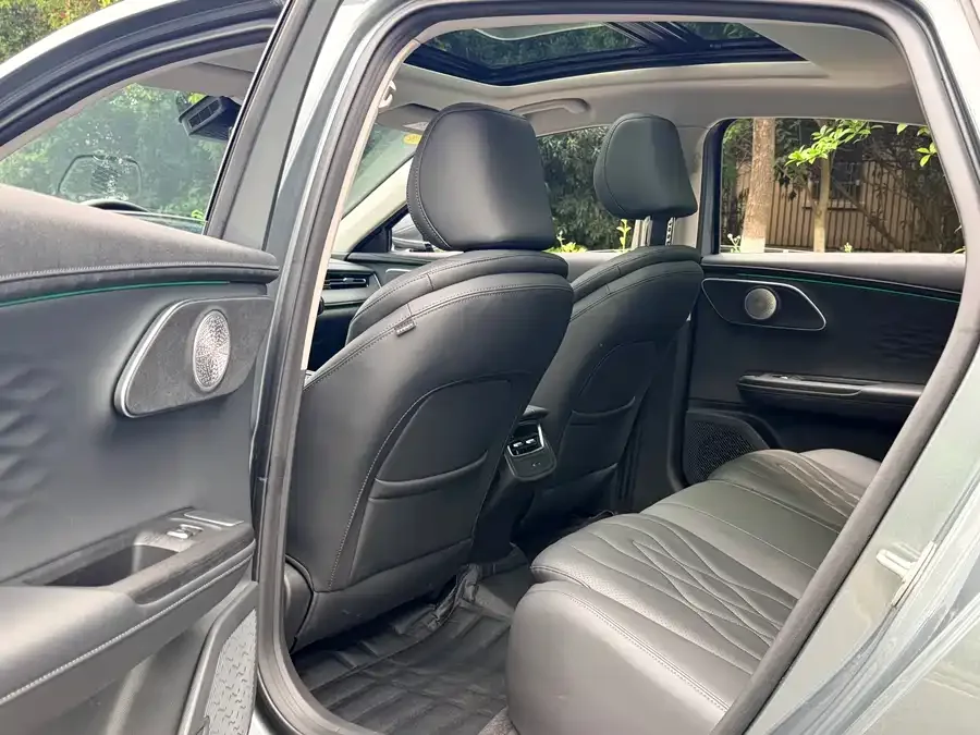 Chery Fengyun A8L Fengyun A8L 2025 1.5TGDI 145km Luxury Edition 2025 — миниатюра 3