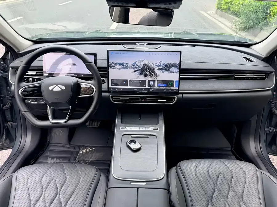 Chery Fengyun A8L Fengyun A8L 2025 1.5TGDI 145km Luxury Edition 2025 — миниатюра 4