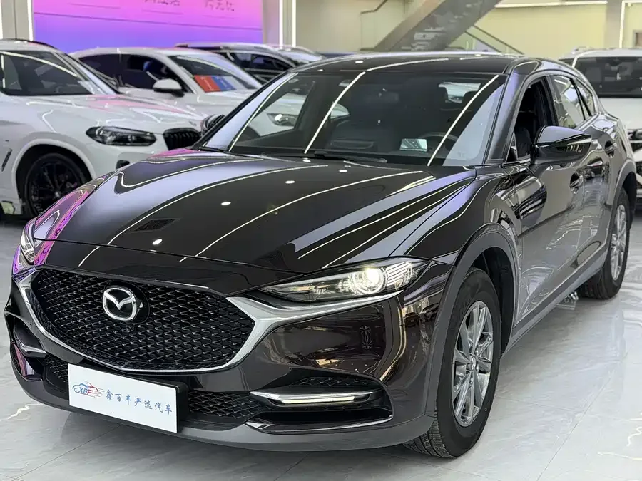 Mazda CX-4 2021 2.0L Automatic 2WD Blue Sky Vitality Edition 2023 — фото 1, купить с доставкой в Москву