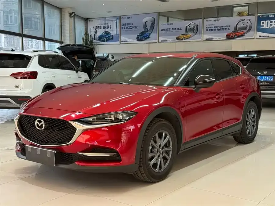 Mazda CX-4 2021 2.0L Automatic 2WD Blue Sky Vitality Edition 2023 — фото 1, купить с доставкой в Москву