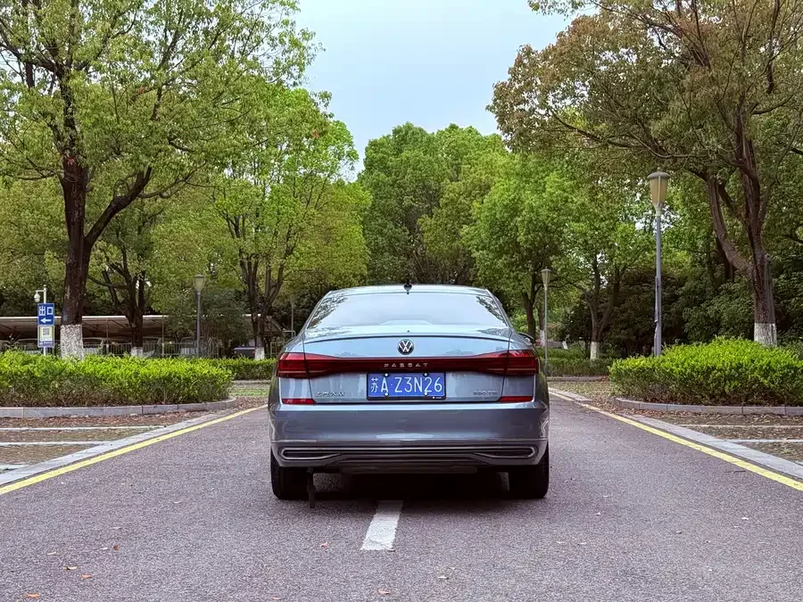 Volkswagen Passat Passat 2022 330TSI Elite Edition 2022 — миниатюра 2