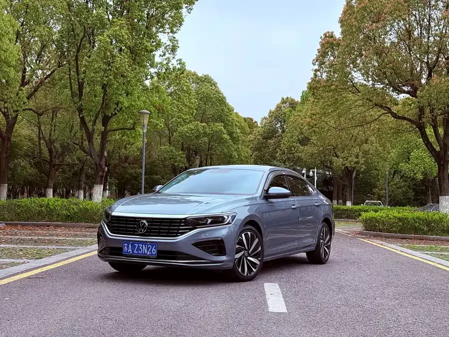 Volkswagen Passat Passat 2022 330TSI Elite Edition 2022 — фото 1, купить с доставкой в Москву