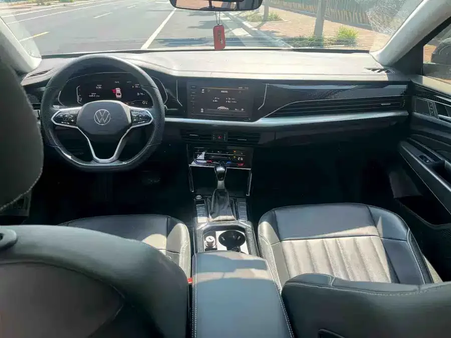 Volkswagen Passat Passat 2023 330TSI Star Elite Edition 2023 — миниатюра 2