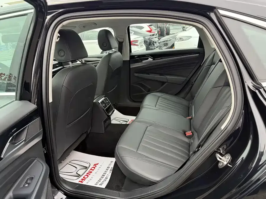 Volkswagen Passat Passat 2022 280TSI Elite Edition 2022 — миниатюра 3