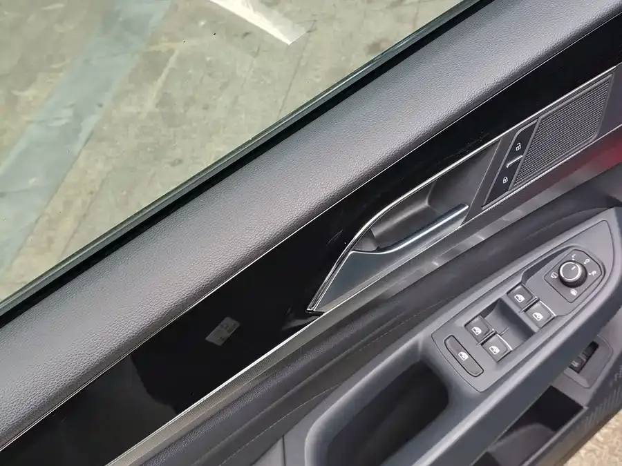 Volkswagen Passat Passat 2022 330TSI Starry Sky Deluxe Edition 2022 — миниатюра 3
