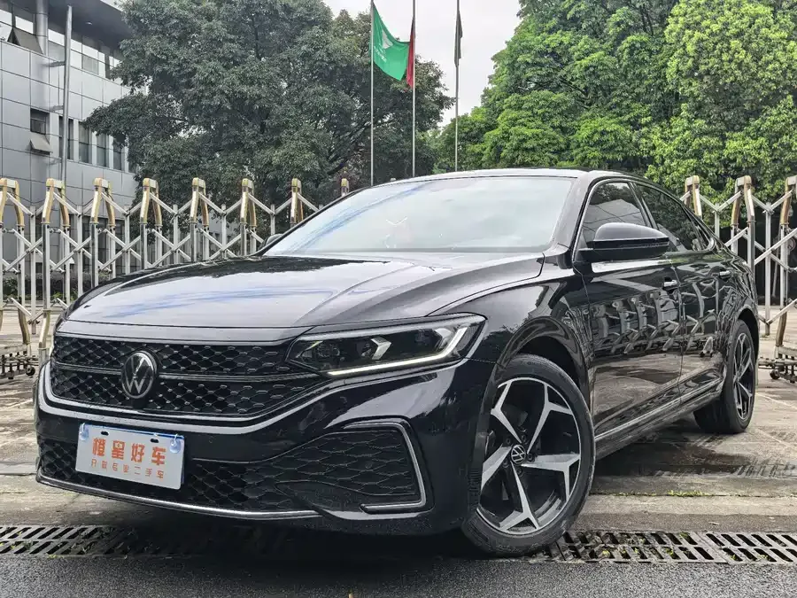 Volkswagen Passat Passat 2024 330TSI Star Elite Edition 2024 — фото 1, купить с доставкой в Москву