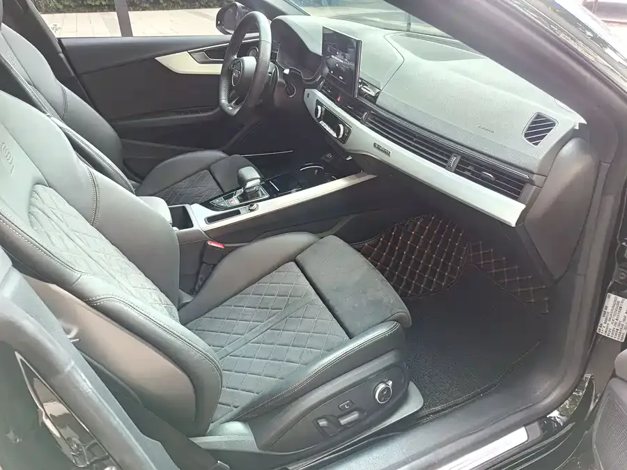 Audi A5 Audi A5 (Imported) 2024 Sportback 40 TFSI quattro Luxury Dynamic Edition 2024 — миниатюра 4