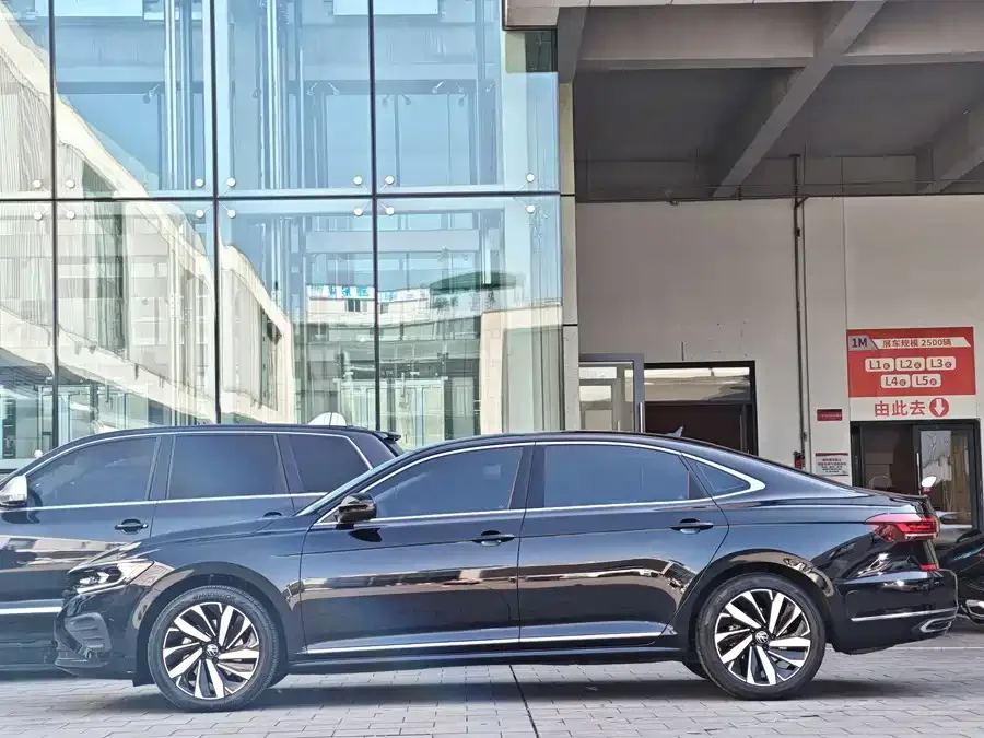 Volkswagen Passat Passat 2025 Outstanding Model 380TSI Longteng Edition 2024 — миниатюра 4