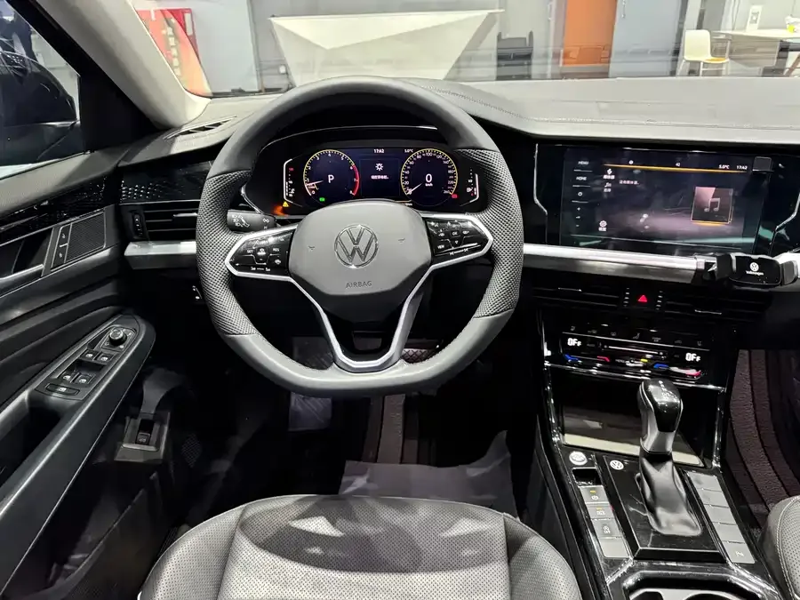 Volkswagen Passat Passat 2024 380TSI Starry Sky Dragon Edition 2024 — миниатюра 4