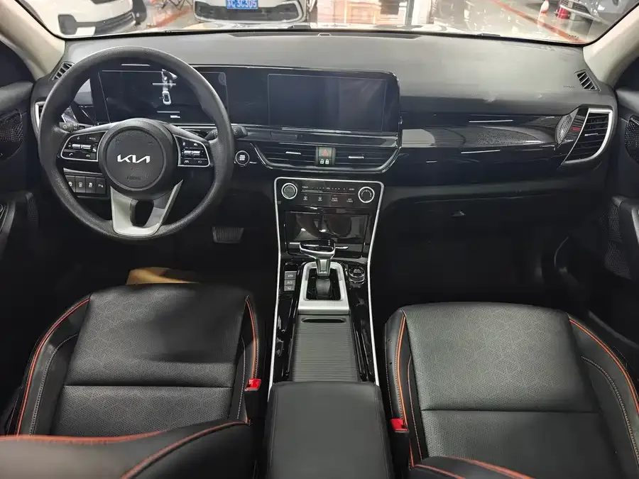 Kia Cyrus (Seltos) 2023 Certus 1.5L CVT Luxury Edition 2023 — миниатюра 2