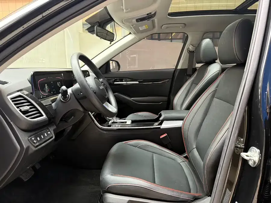 Kia Cyrus (Seltos) 2023 Certus 1.5L CVT Luxury Edition 2023 — миниатюра 3