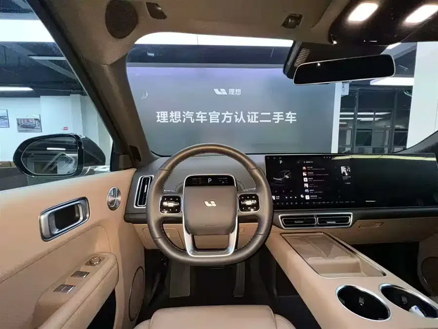 Li Xiang L8 Ideal L8 2025 Ultra Smart New Edition 2025 — миниатюра 5