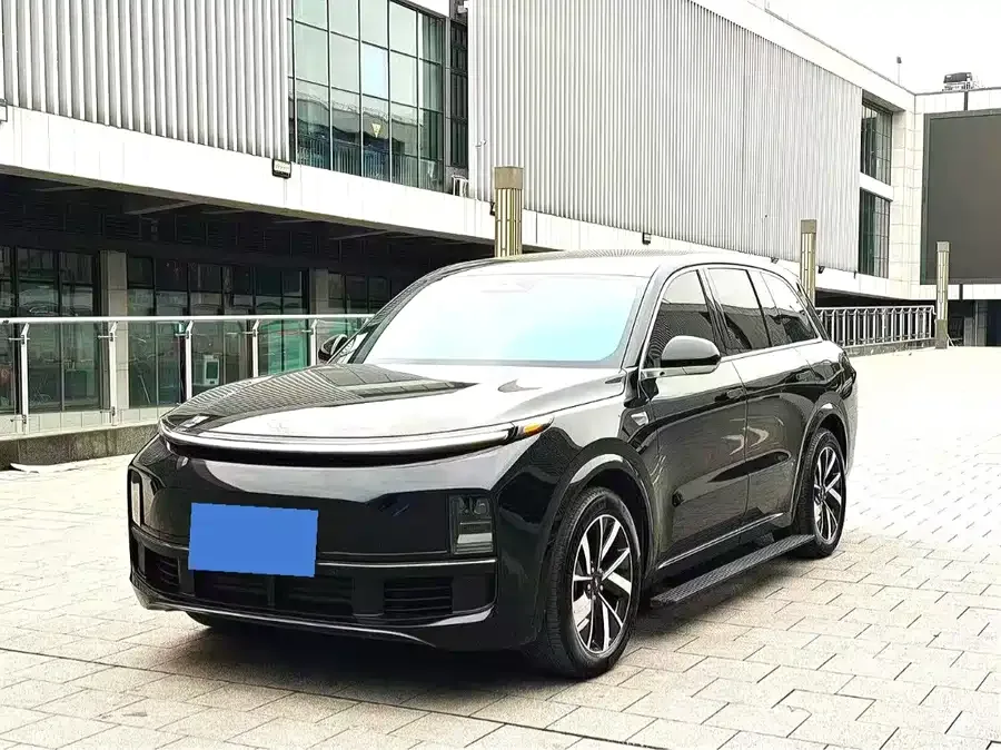 Li Xiang L8 2023