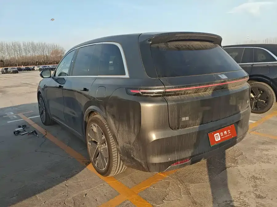 Li Xiang L8 Ideal L8 2025 Ultra Smart New Edition 2025 — миниатюра 4