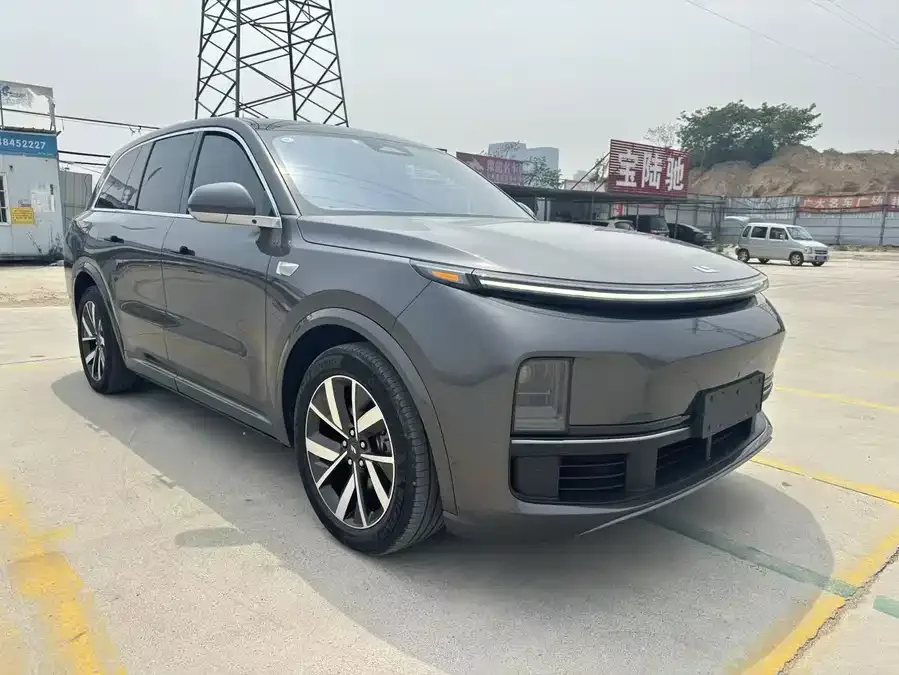 Li Xiang L8 2023