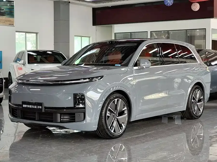 Li Xiang L8 2025