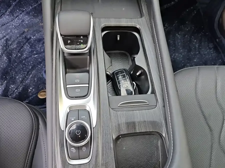 Chery Arrizo 8 PRO Chery Arrizo 8 PRO 2025 1.6T DCT Luxury Edition 2026 — миниатюра 4