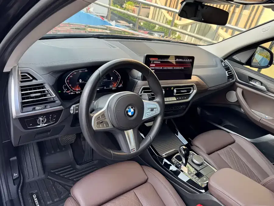 BMW X3 2023 facelift xDrive30i Leading M Night Edition 2023 — миниатюра 2