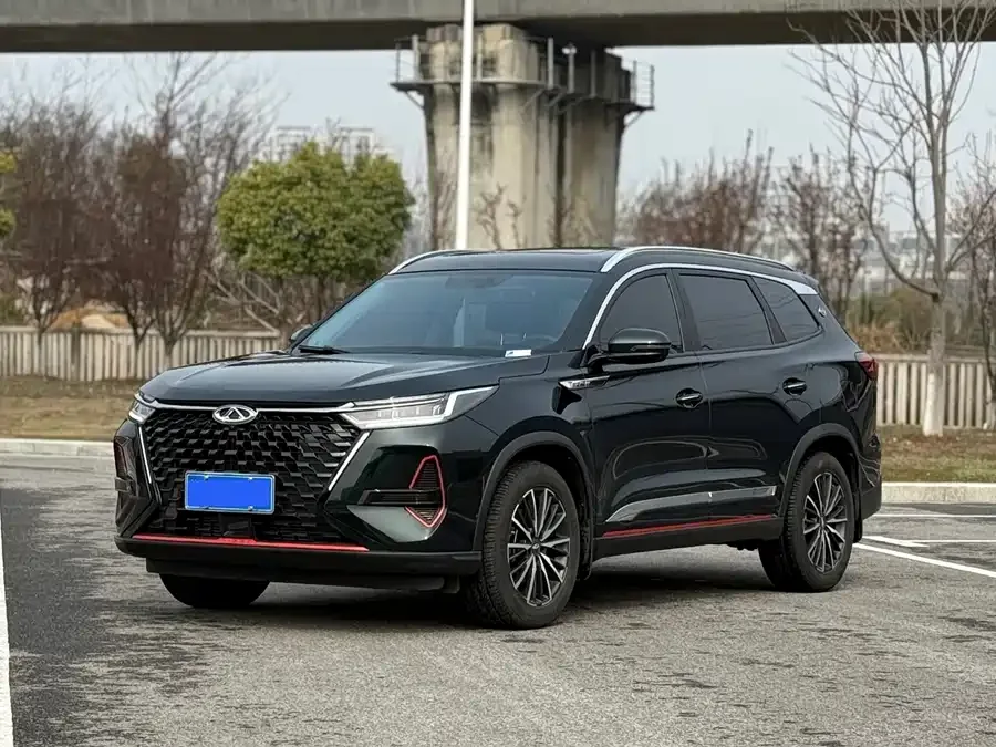 Chery Tiggo 8 PRO Tiggo 8 PRO 2022 290T 2WD Sky Edition 5 Seaters 2023 — фото 1, купить с доставкой в Москву