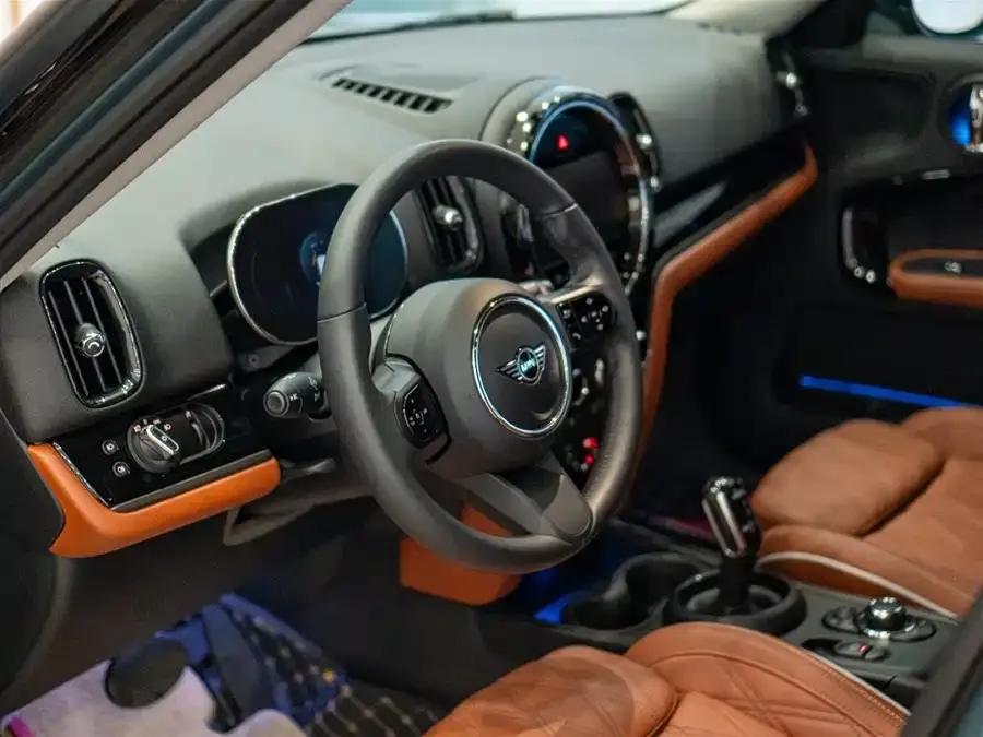 MINI Countryman MINI COUNTRYMAN 2021 2.0T COOPER S 2022 — миниатюра 4