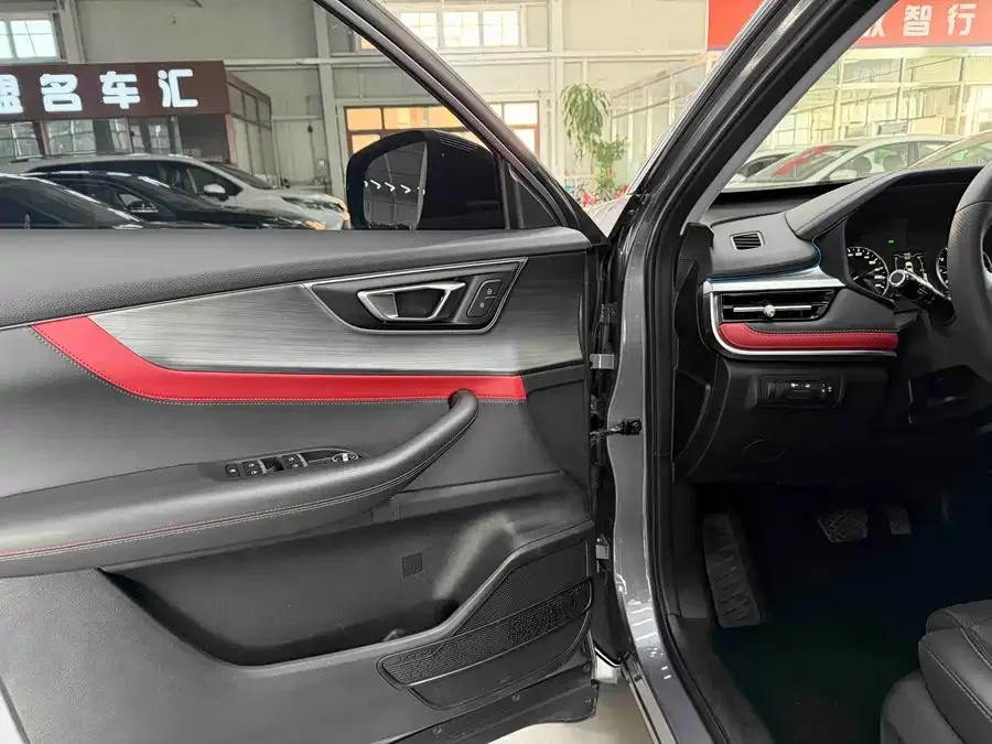 Chery Tiggo 7 Tiggo 7 2022 Super Edition 1.5T CVT Super Hero 2022 — миниатюра 3