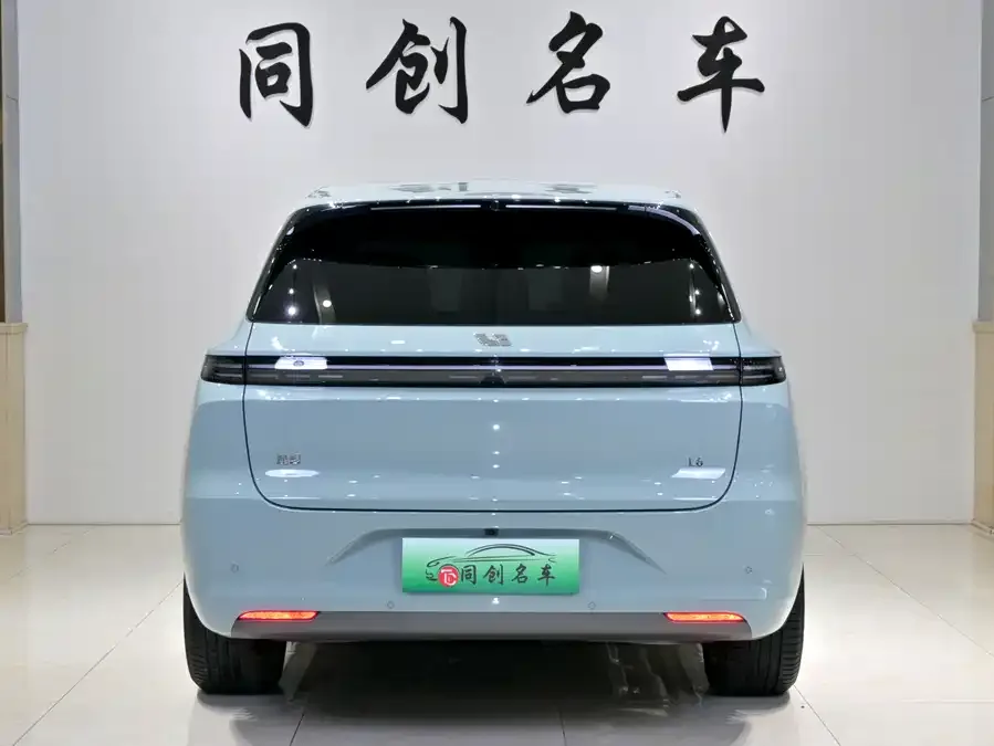Li Xiang L6 Ideal L6 2025 Pro Smart Renewal Edition 2025 — миниатюра 2