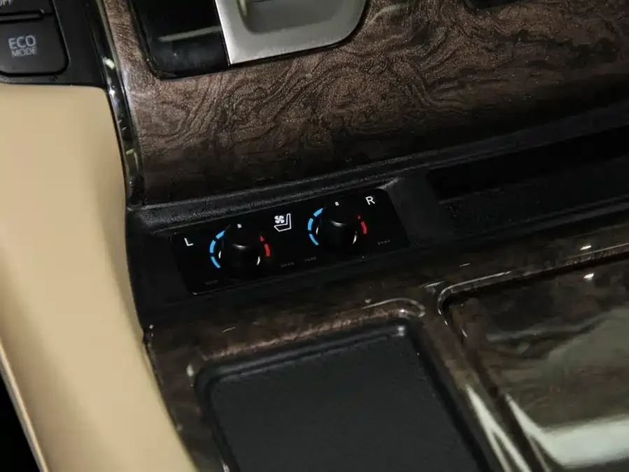 Toyota Alphard Alfa 2021 Dual Engine 2.5L Premium Edition 2024 — миниатюра 5