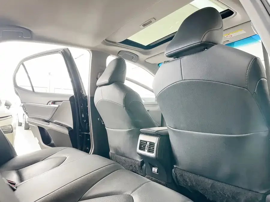 Toyota Camry Camry 2022 2.0GVP Leading Edition 2022 — миниатюра 4