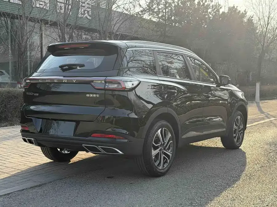 Chery Tiggo 7 Plus Chery Tiggo 7 PLUS 2025 1.5T CVT Premium Edition 2026 — миниатюра 5