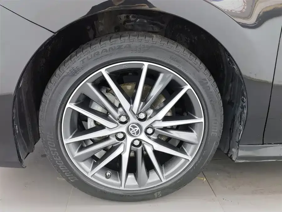 Toyota Camry Camry 2021 2.5G Deluxe Edition 2022 — миниатюра 5
