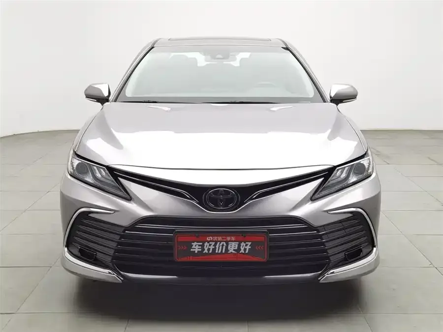 Toyota Camry Camry 2021 2.0G Deluxe Edition 2023 — миниатюра 3