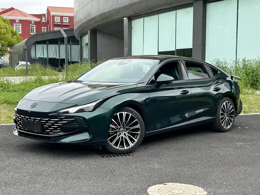 MG 7 MG7 2023 2.0T Automatic Beauty Hunter Luxury Edition 2026 — фото 1, купить с доставкой в Москву