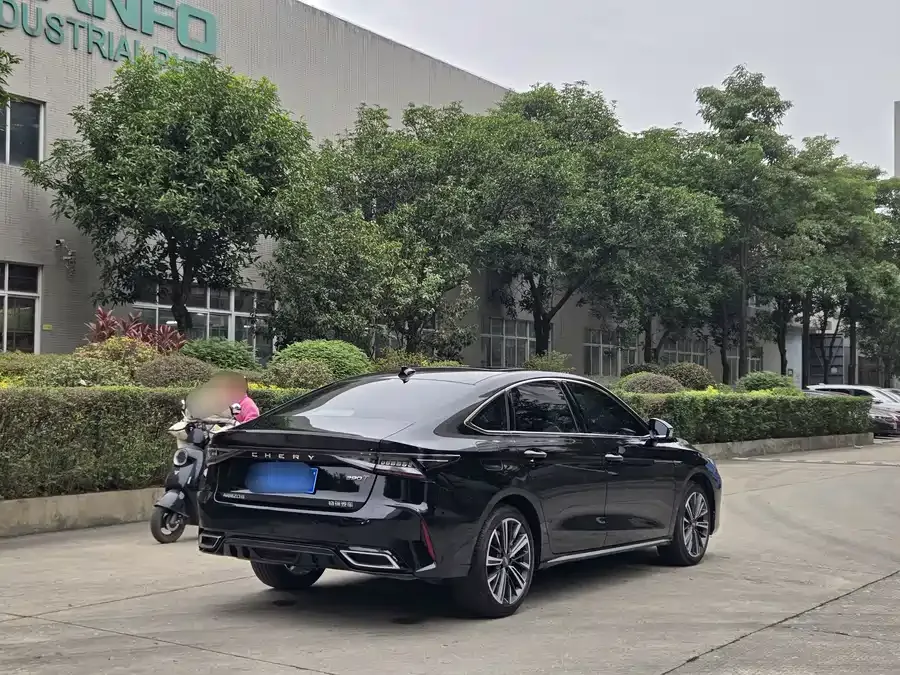 Chery Arrizo 8 Arrizo 8 2022 1.6T DCT 2023 — миниатюра 2