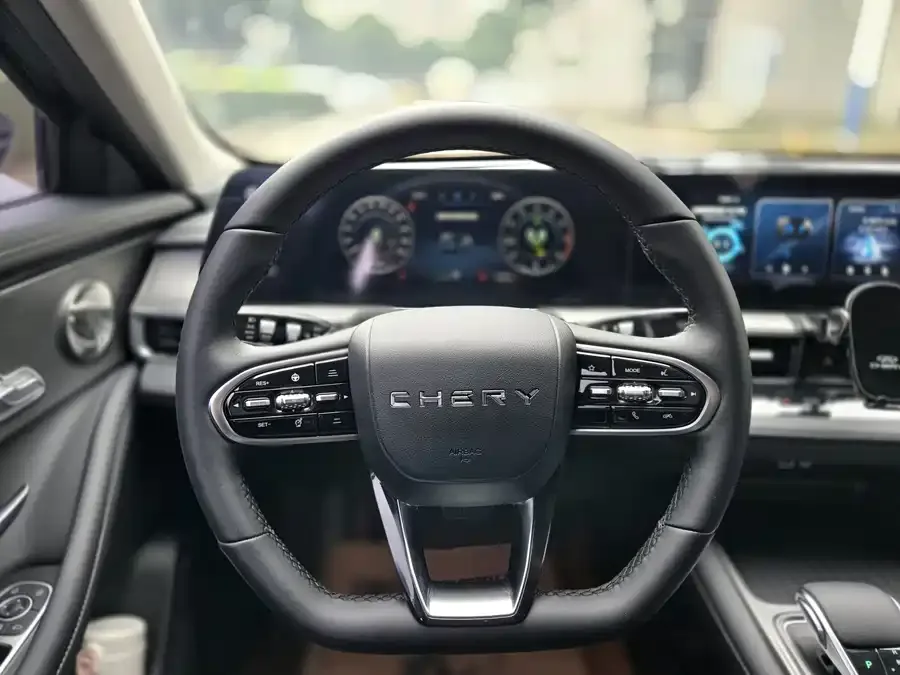 Chery Arrizo 8 Arrizo 8 2022 1.6T DCT 2023 — миниатюра 3