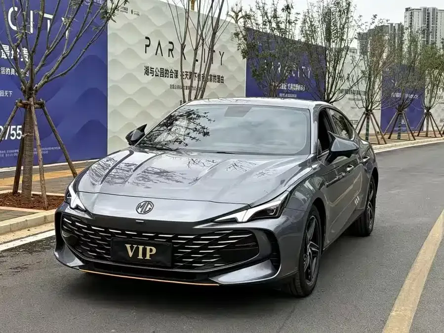 MG 7 MG7 2023 1.5T DCT Luxury Edition 2023 — фото 1, купить с доставкой в Москву