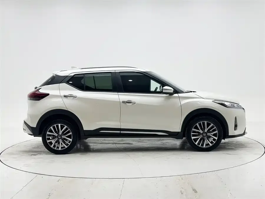 Nissan Kicks Kicks 2022 1.5L CVT XV Luxury Edition 2022 — миниатюра 3