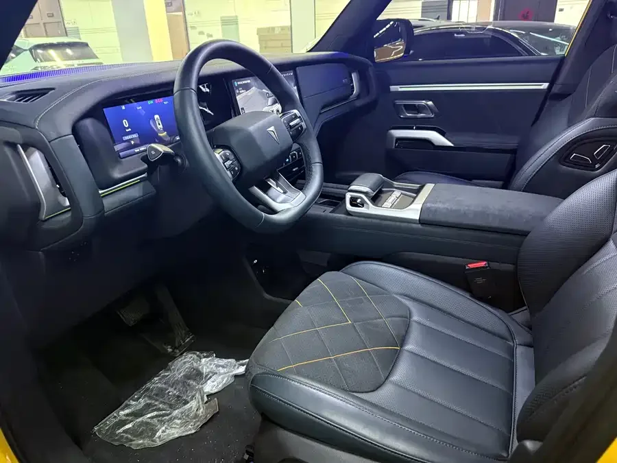 Deepal dark blue G318 Dark Blue G318 2025 Worry-Free Crossing Edition 4WD Secret Edition 2025 — миниатюра 2