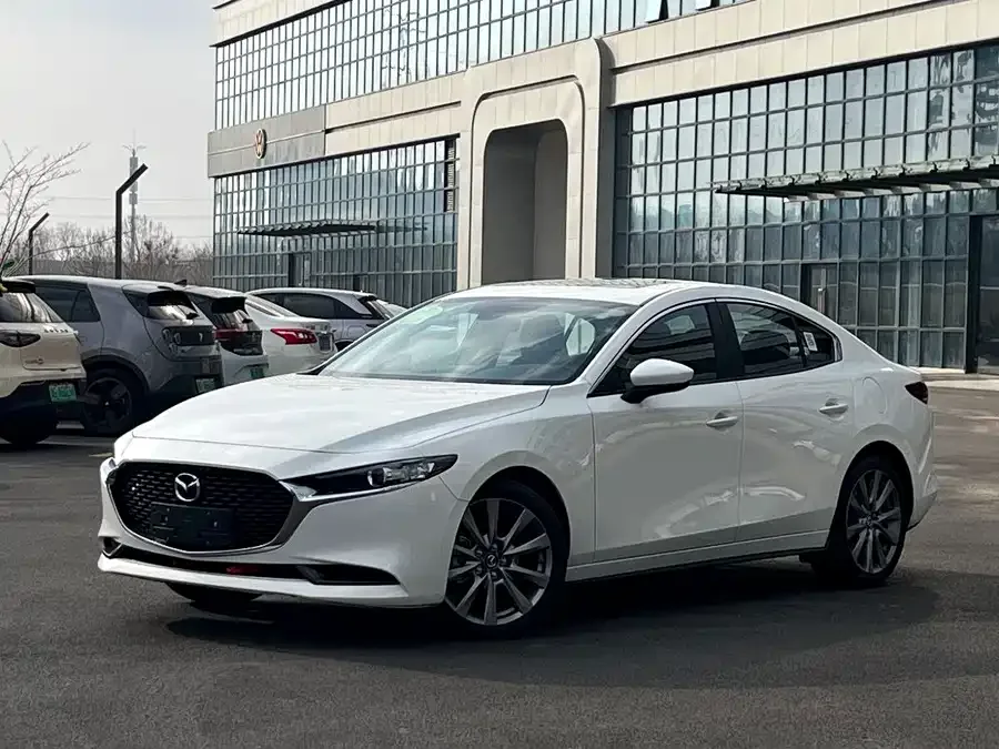 Mazda Axela Mazda 3 Angkesaila 2023 2.0L Automatic Elegant Edition 2026 — фото 1, купить с доставкой в Москву